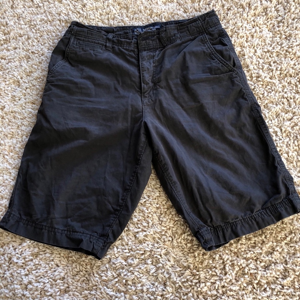 American Eagle men’s shorts
